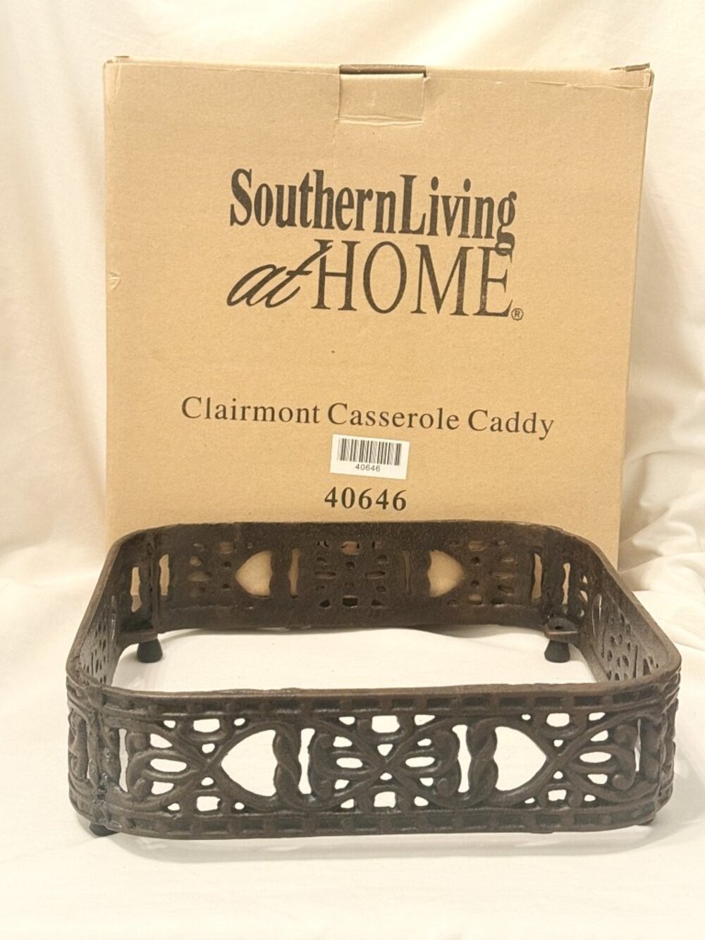 Southern Living at Home Clairmont Casserole Caddy 9”x9” Iron Design 40646